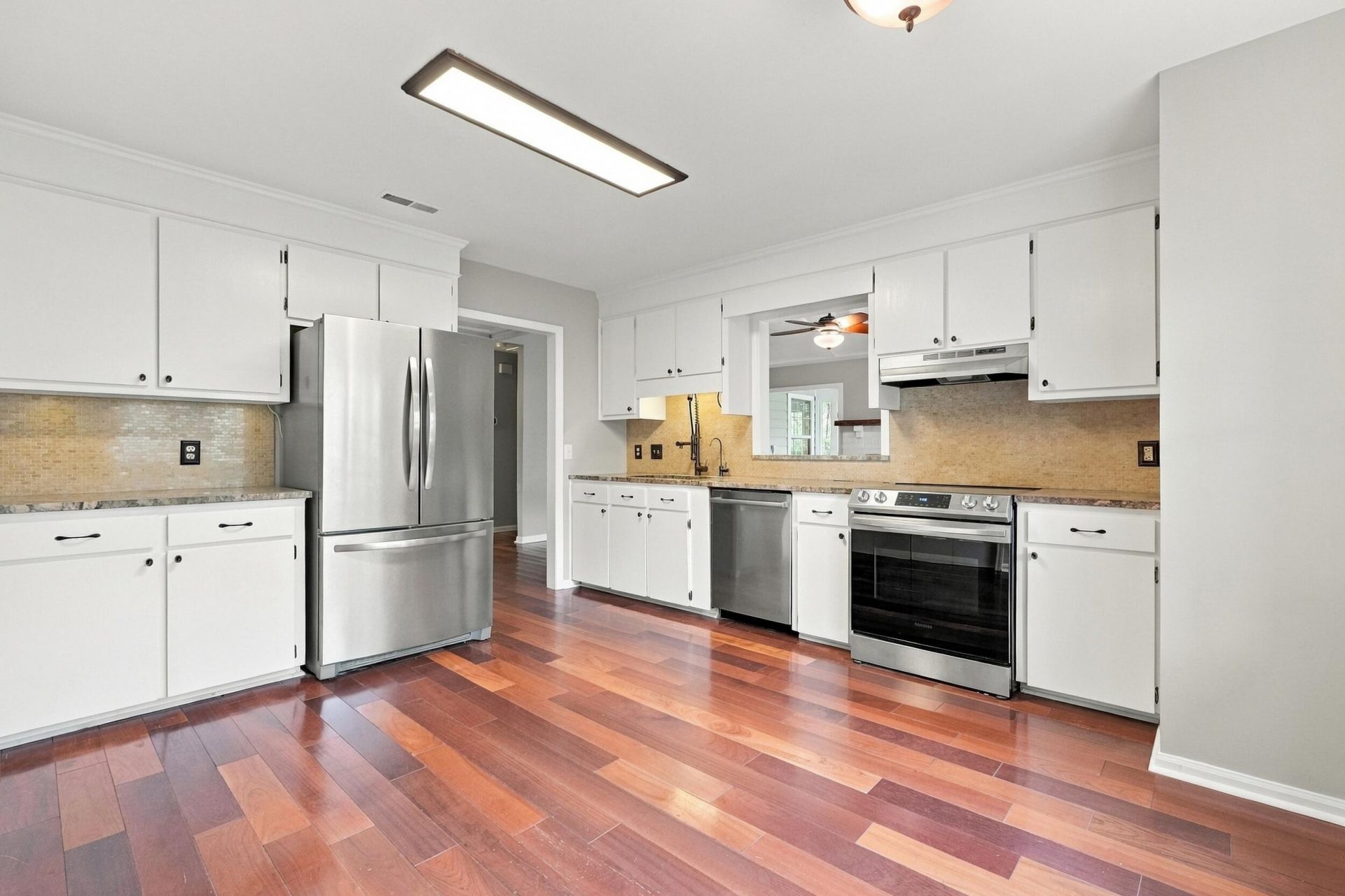 2344 S England Street Photo 6
