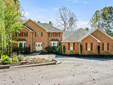 108 Fox Meadows Road, Lynchburg, VA 24503