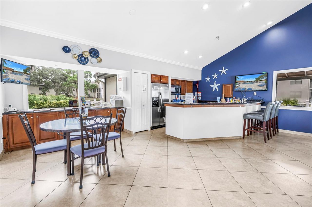4610 47th Avenue W, Unit 201, Bradenton, FL 34210 Photo