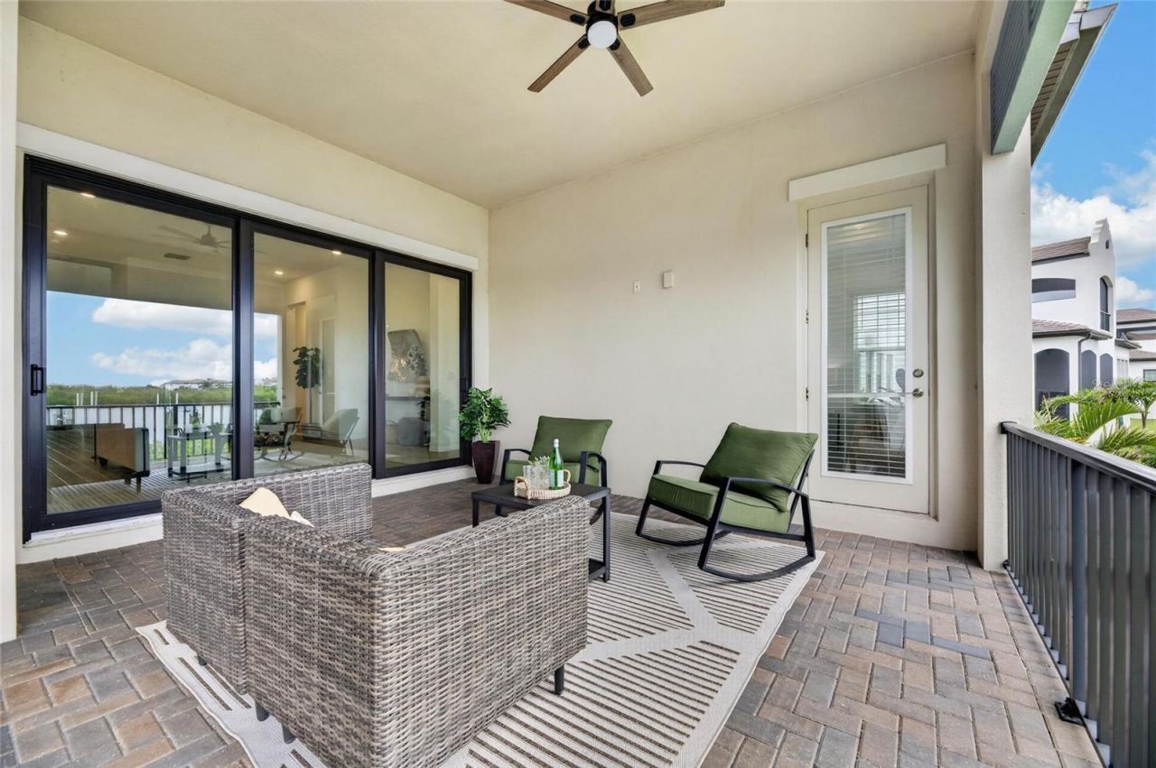 1074 Seagrape Drive, Ruskin, FL 33570 Photo