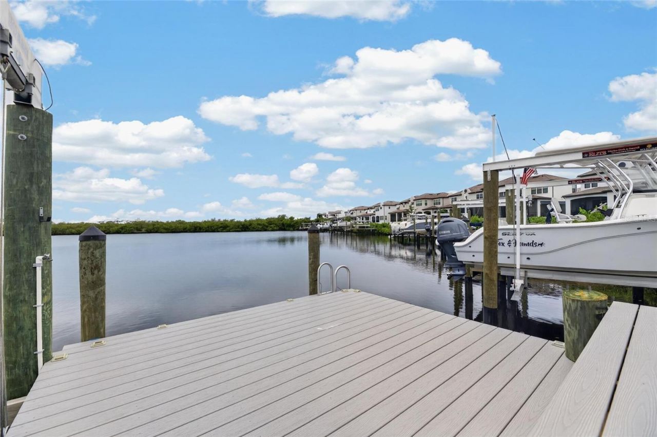 1074 Seagrape Drive, Ruskin, FL 33570 Photo