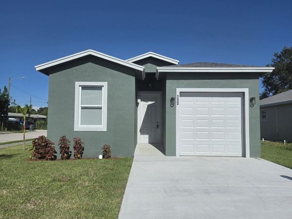 712 N 24TH N Street, Fort Pierce, FL 34950