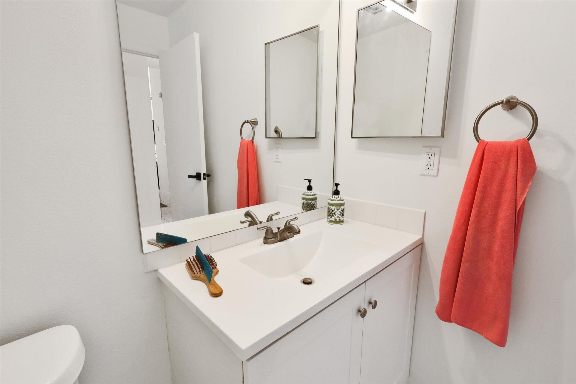 3130 W Buena Vista Drive, Margate, FL 33063 Photo