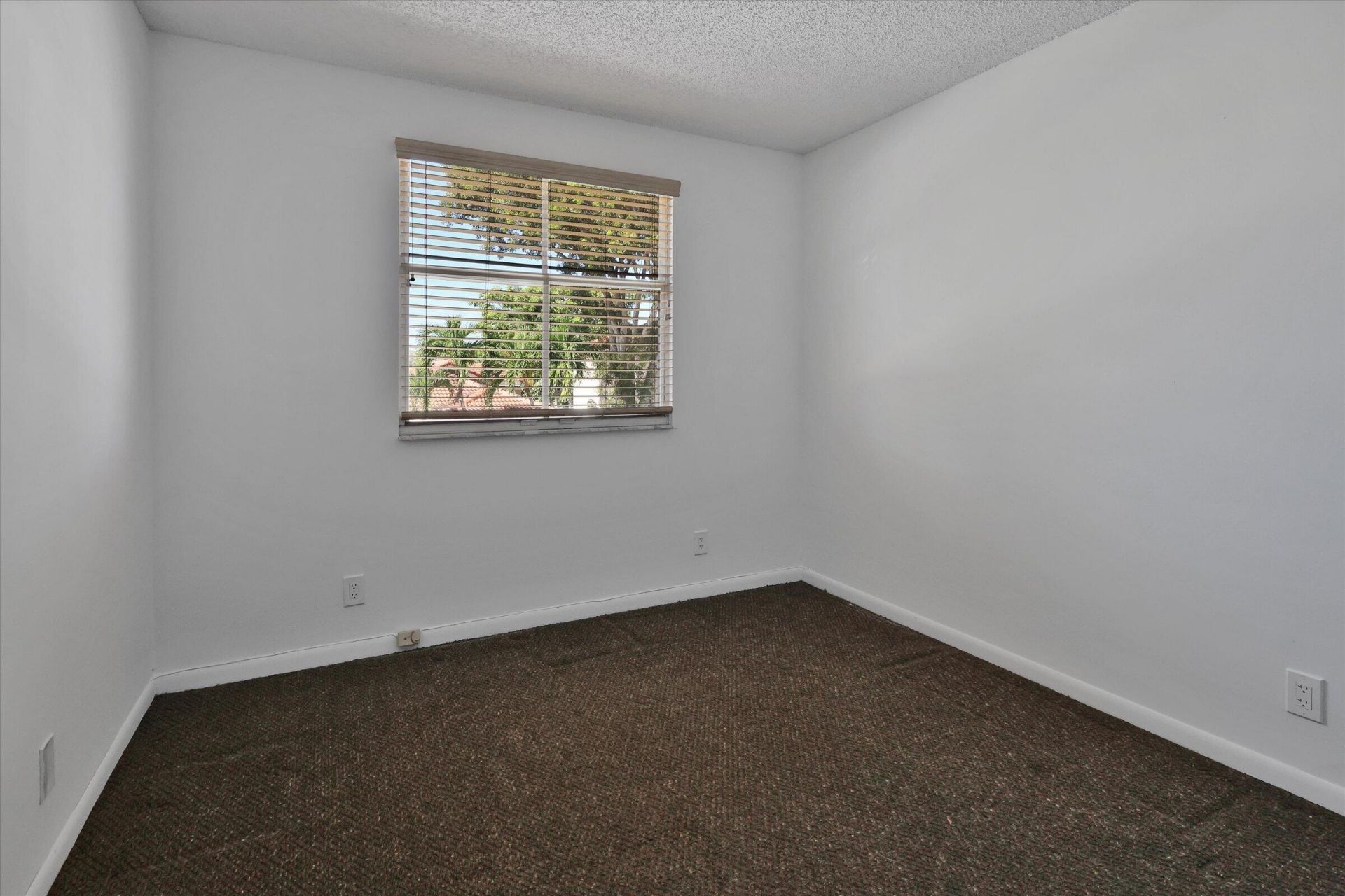 3130 W Buena Vista Drive, Margate, FL 33063 Photo
