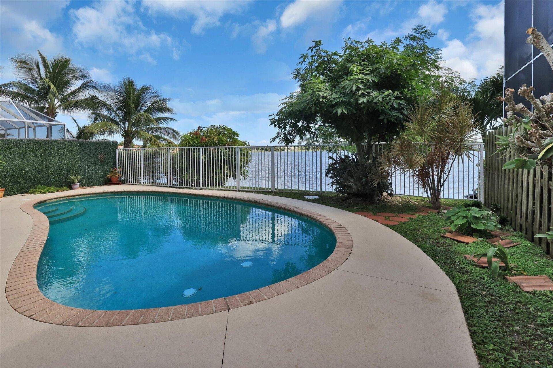 3130 W Buena Vista Drive, Margate, FL 33063 Photo