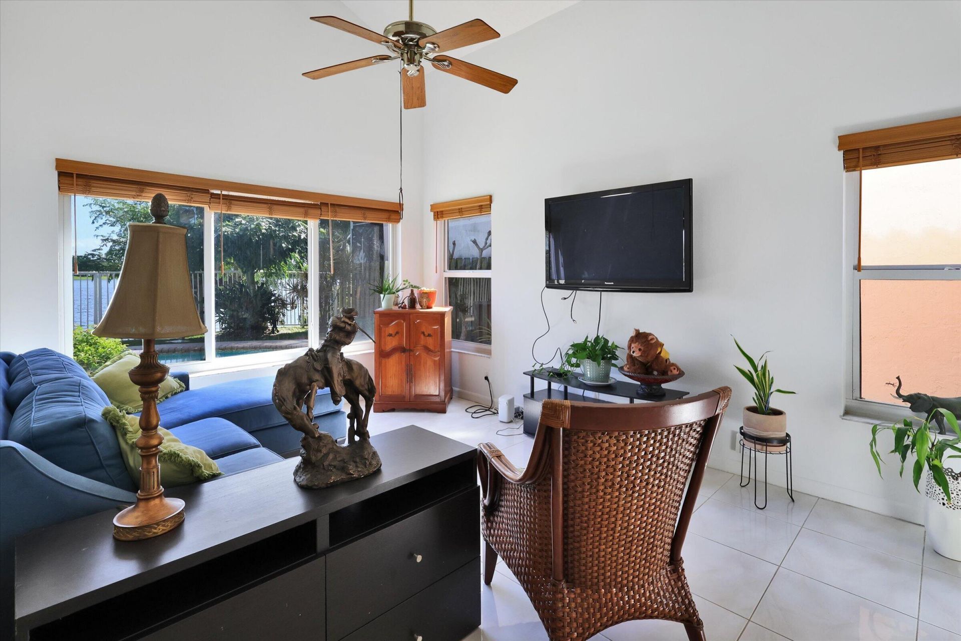 3130 W Buena Vista Drive, Margate, FL 33063 Photo