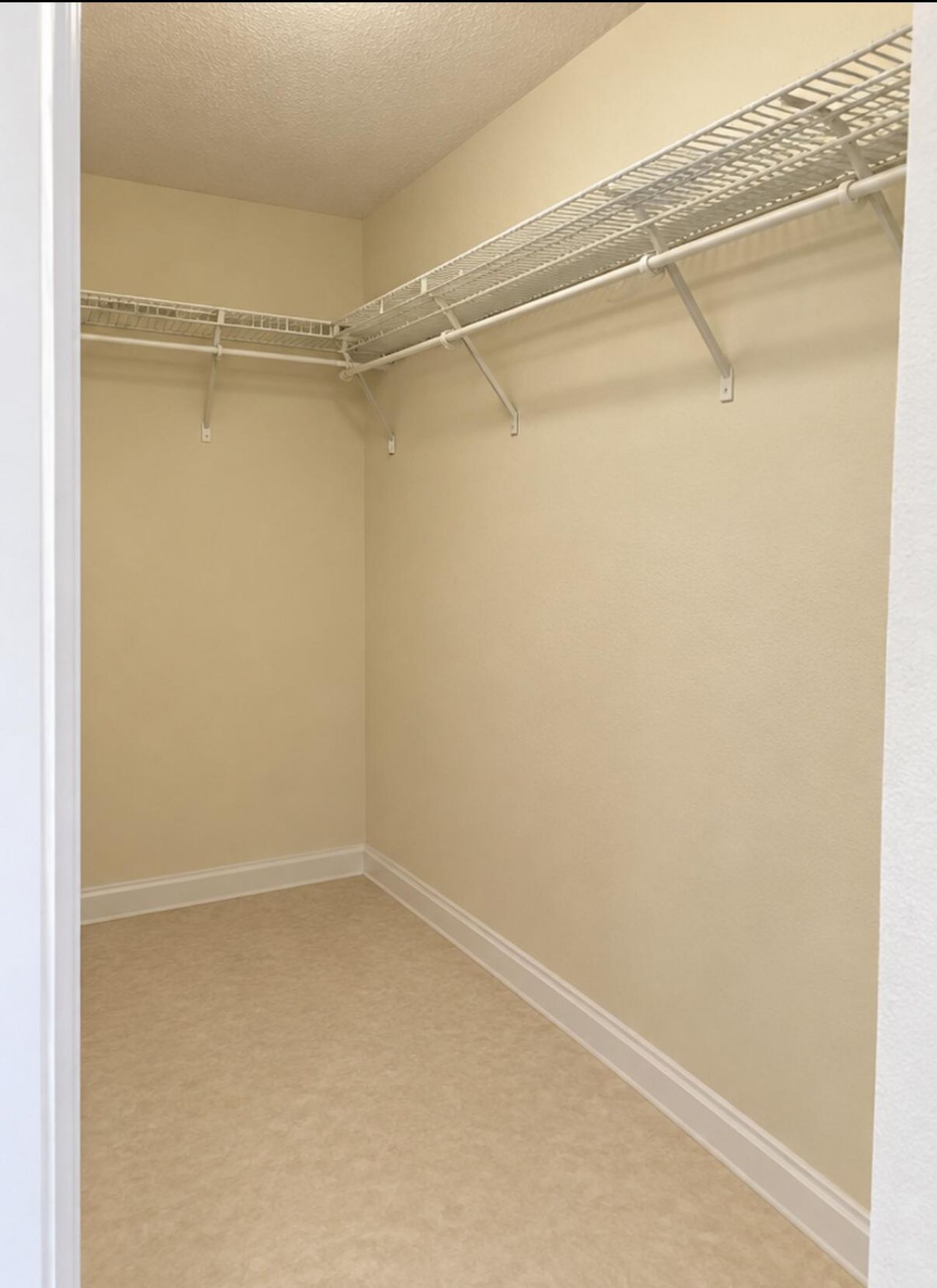 804 Summit Lake Drive, West Palm Beach, FL 33406 Photo