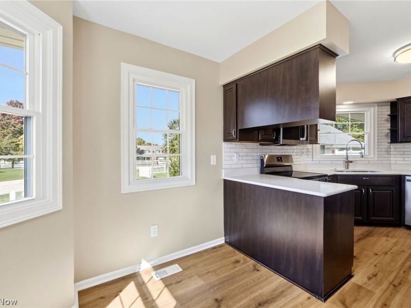 1270 Mallard Pond Circle, Broadview Heights, OH 44147 Photo 5