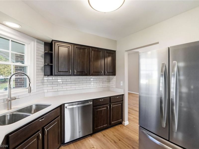 1270 Mallard Pond Circle, Broadview Heights, OH 44147 Photo 6