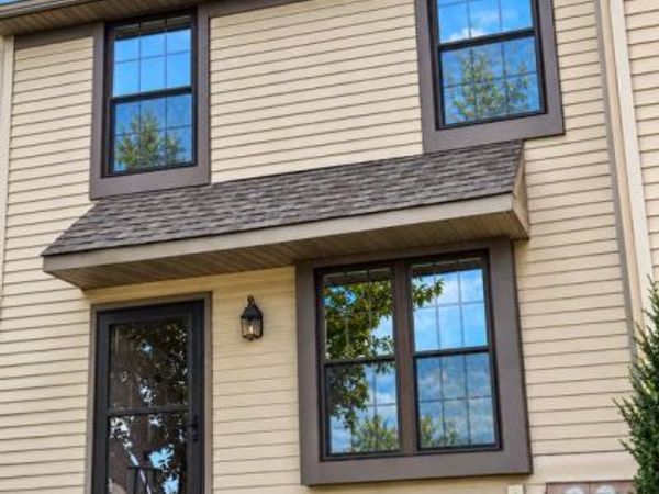 402 HOPKINS COURT, NORTH WALES, PA 19454