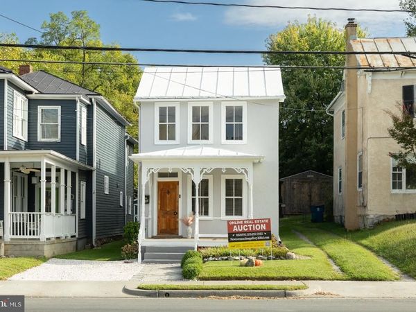 310 E MAIN STREET, BERRYVILLE, VA 22611