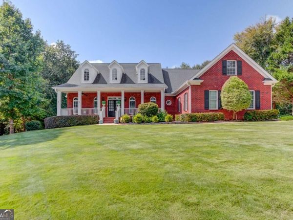 5622 Good Hope Drive, Flowery Branch, GA 30542