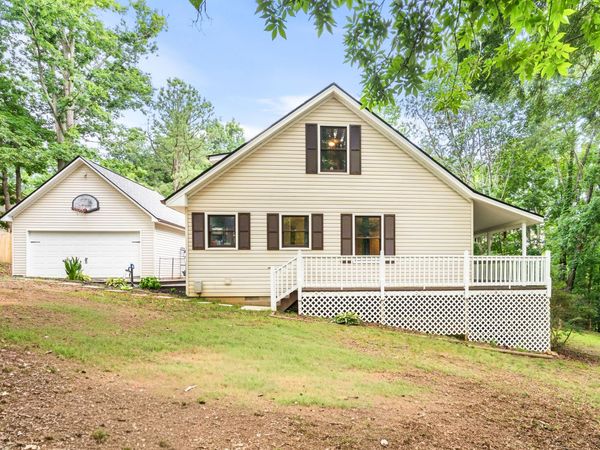 277 Tracy St , Blairsville, GA 30512