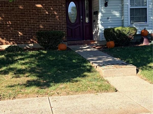 5749 Troy Villa Boulevard, Unit 5749, Huber Heights, OH 45424