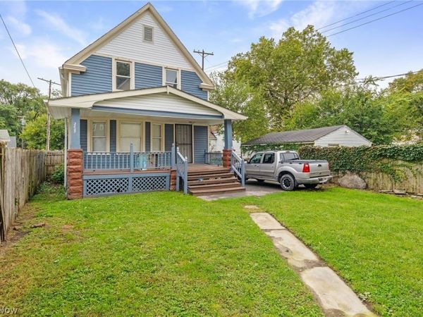3229 Scranton Road , Cleveland, OH 44109