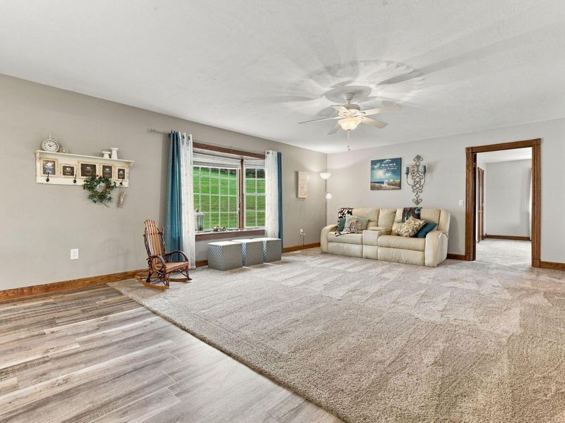 18787 Cadiz Road , Lore City, OH 43755 Photo 13