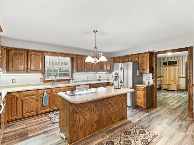 18787 Cadiz Road , Lore City, OH 43755 Photo 20