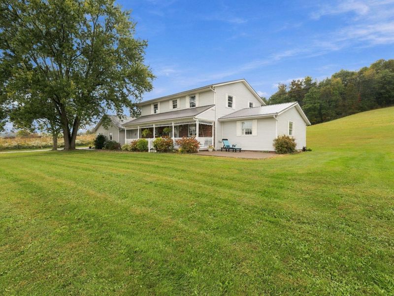18787 Cadiz Road , Lore City, OH 43755 Photo 6