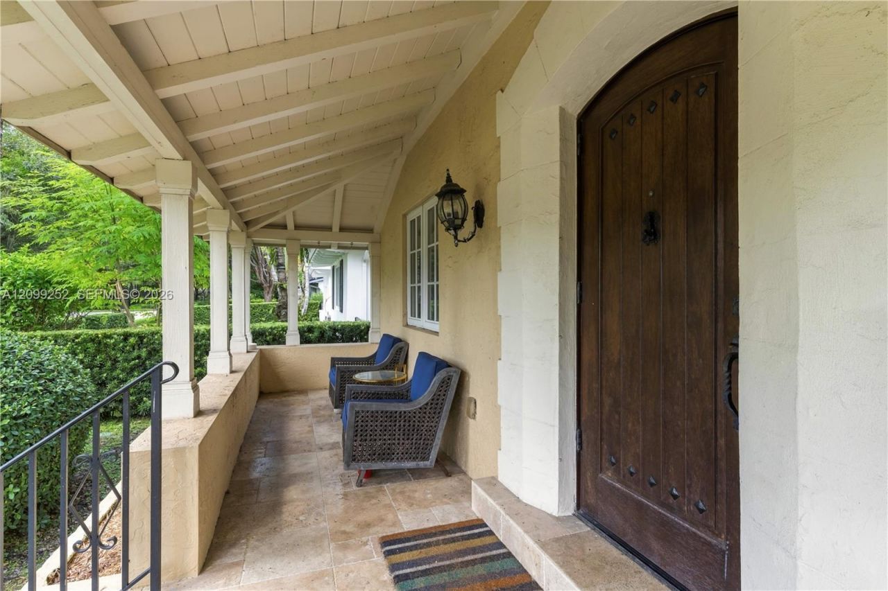1461 Certosa Ave , Coral Gables, FL 33146 Photo