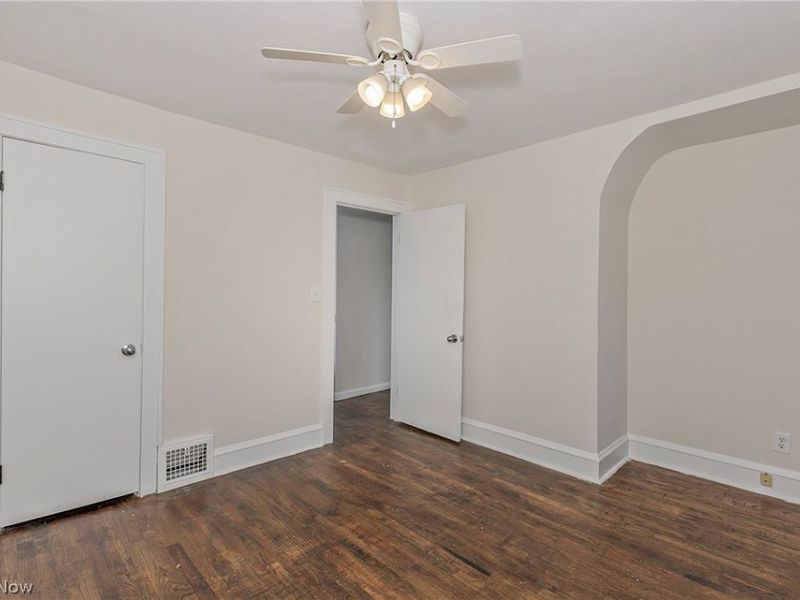 6910 Farnsworth Drive , Parma, OH 44129 Photo 29
