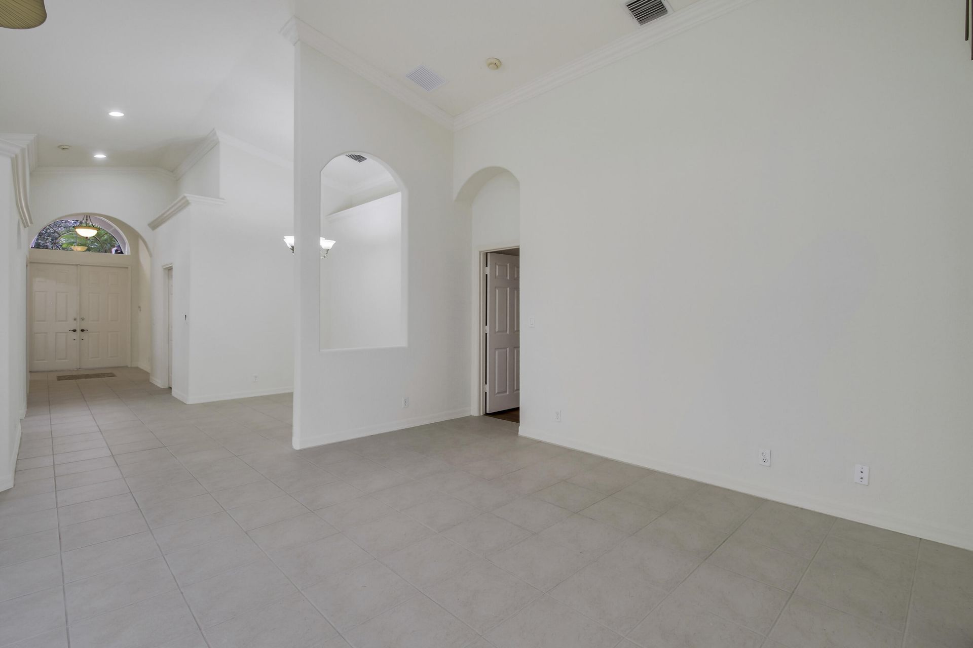 6815 SE Twin Oaks Circle, Stuart, FL 34997 Photo