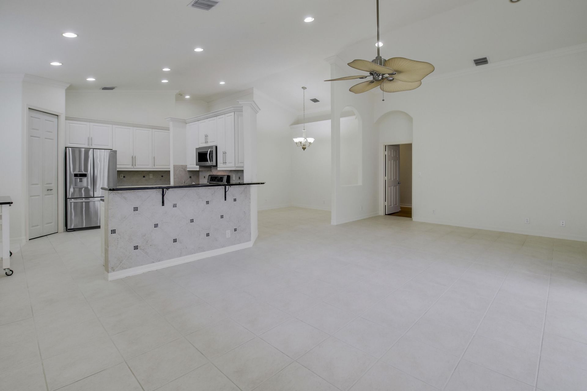 6815 SE Twin Oaks Circle, Stuart, FL 34997 Photo