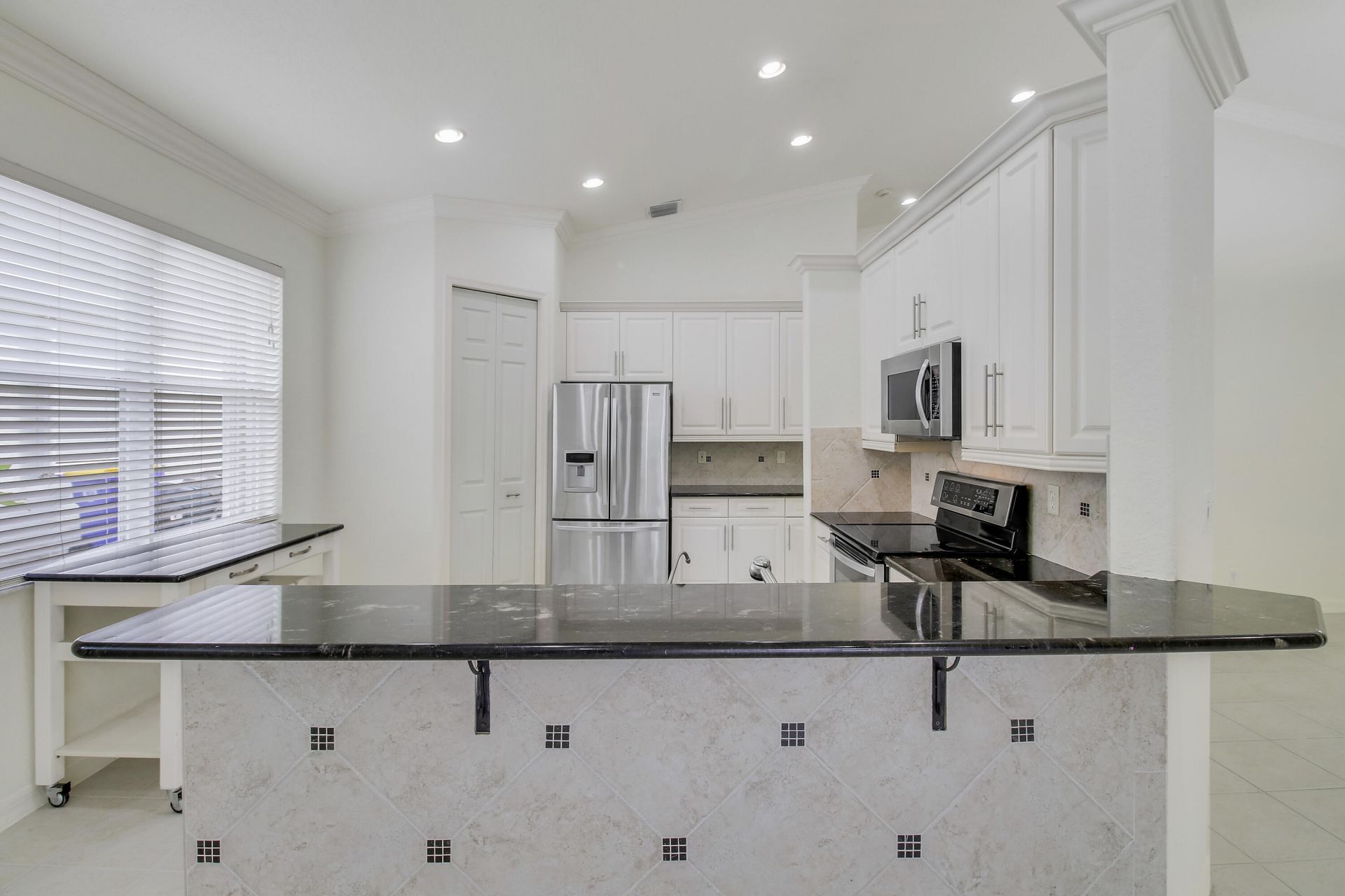 6815 SE Twin Oaks Circle, Stuart, FL 34997 Photo
