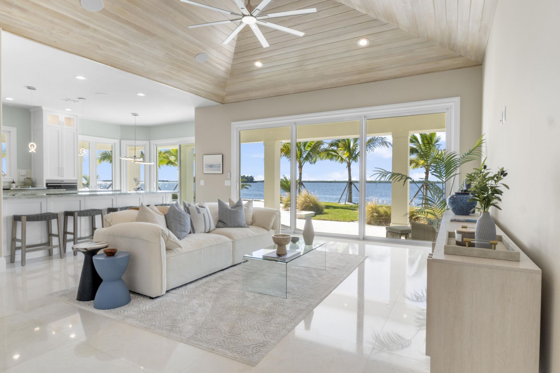 526 Point Lane, Vero Beach, FL 32963 Photo