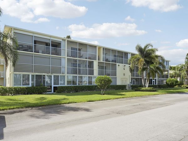290 Dorset G, Boca Raton, FL 33434