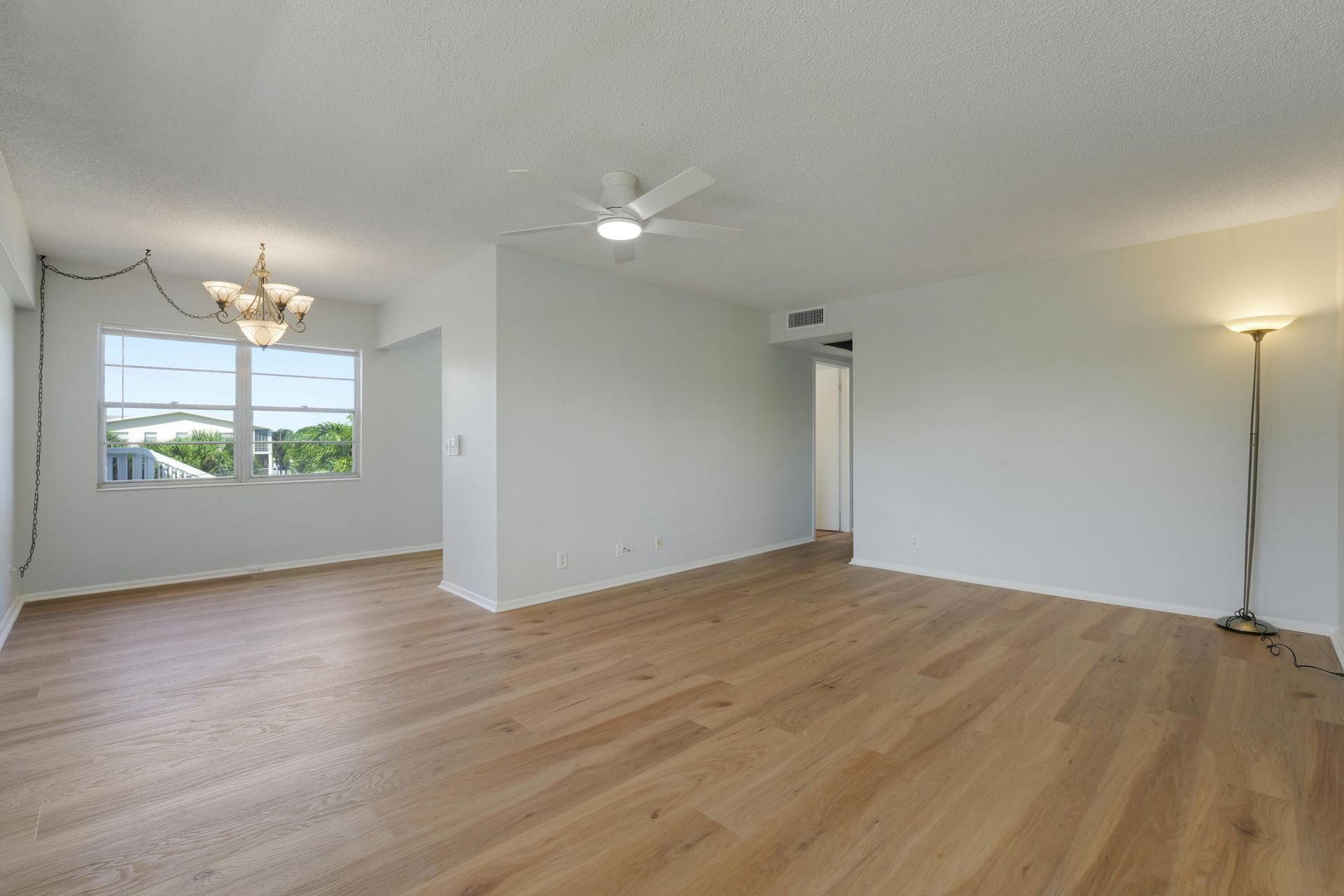 290 Dorset G, Boca Raton, FL 33434 Photo