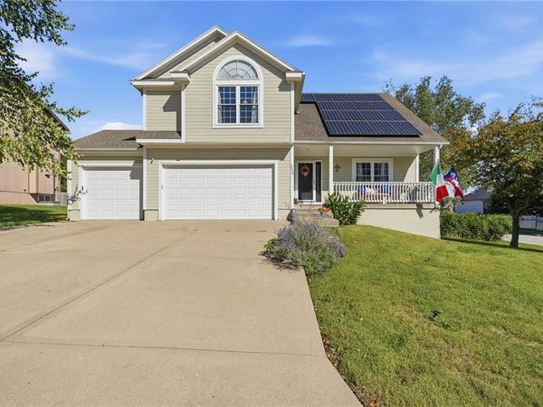 2226 Martha Lane, Greenwood, MO 64034