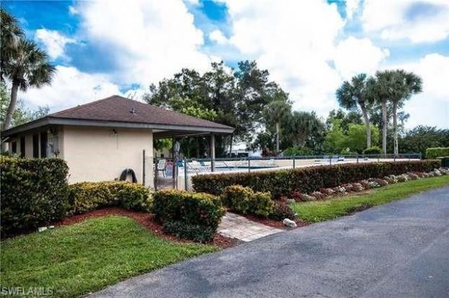 1400 Green Valley Cir , Unit 1004, Naples, FL 34104 Photo