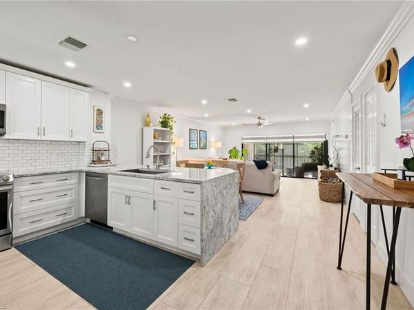 1656 Spoonbill LN, Unit B, NAPLES, FL 34105