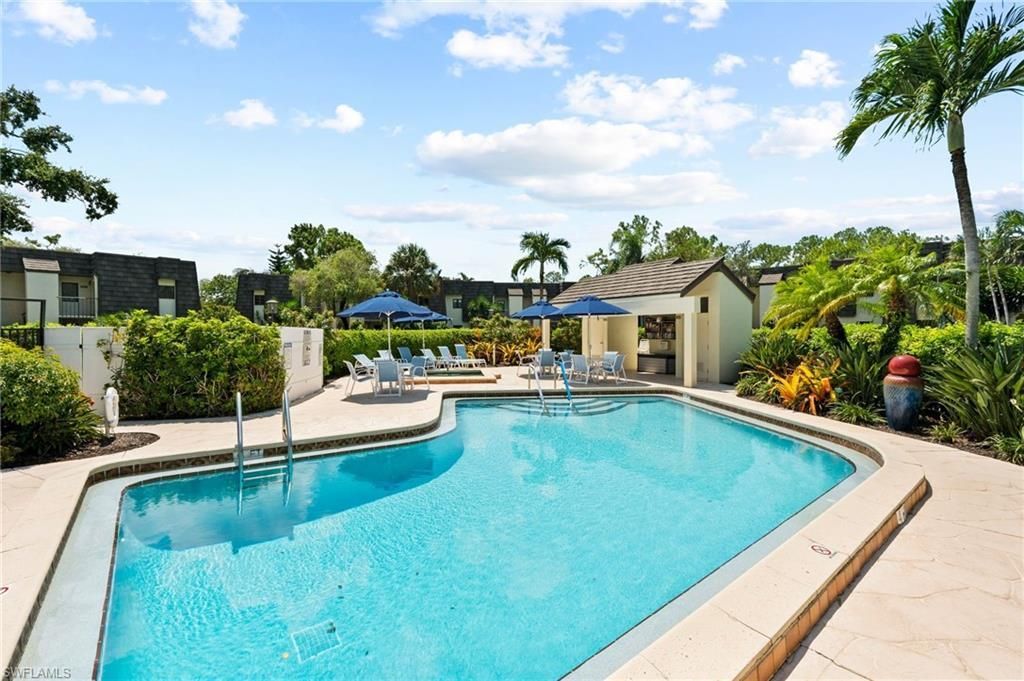 1656 Spoonbill Ln, Unit B, Naples, FL 34105 Photo