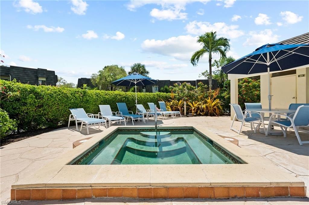 1656 Spoonbill Ln, Unit B, Naples, FL 34105 Photo