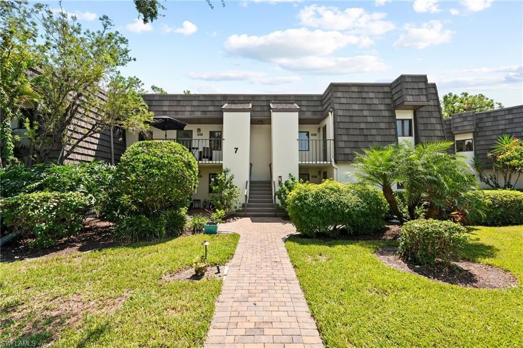 1656 Spoonbill Ln, Unit B, Naples, FL 34105 Photo