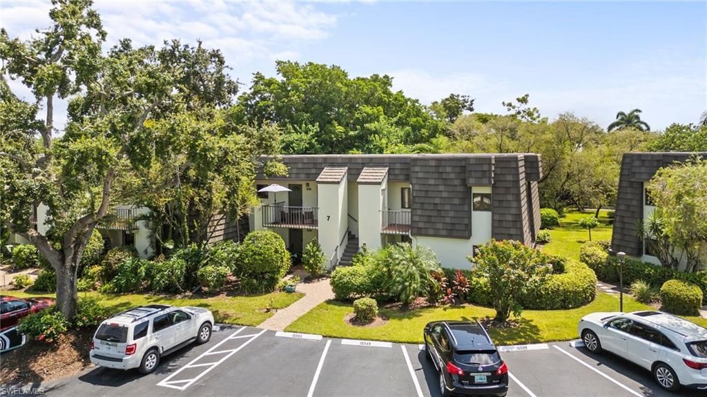 1656 Spoonbill Ln, Unit B, Naples, FL 34105 Photo