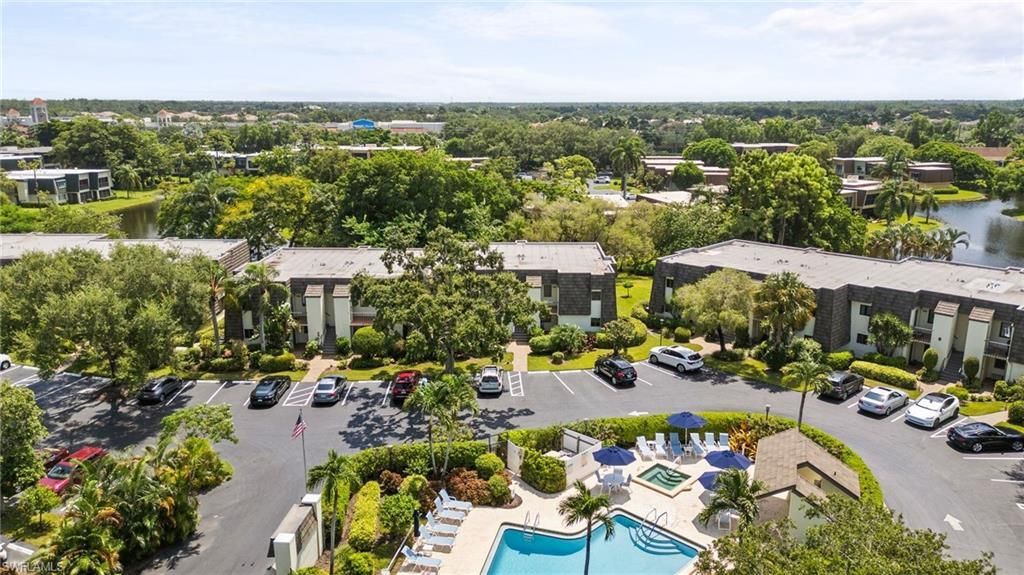 1656 Spoonbill Ln, Unit B, Naples, FL 34105 Photo