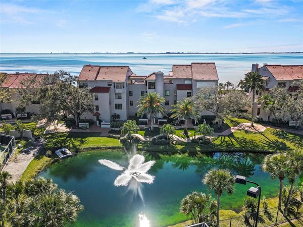 4565 BAY CLUB DRIVE , Unit 27, BRADENTON, FL 34210