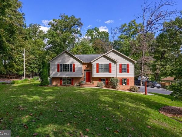 1475 TURNPIKE RD, ELIZABETHTOWN, PA 17022