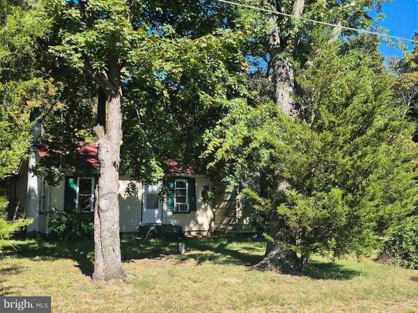 28 SCHOOLHOUSE LANE, PITTSGROVE TWP, NJ 08318