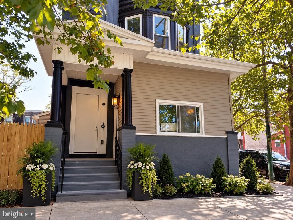 5840 42 W GIRARD AVENUE, PHILADELPHIA, PA 19131