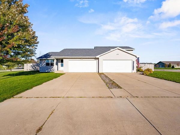 2633 VAN VIEW STREET, Green Bay, WI 54311