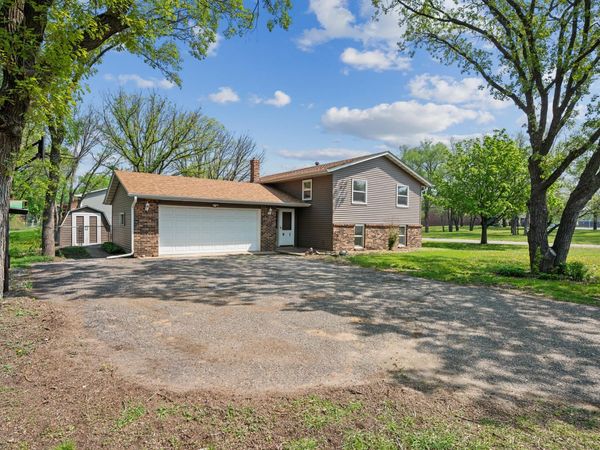 91 Egret Boulevard NW, Minneapolis, MN 55448