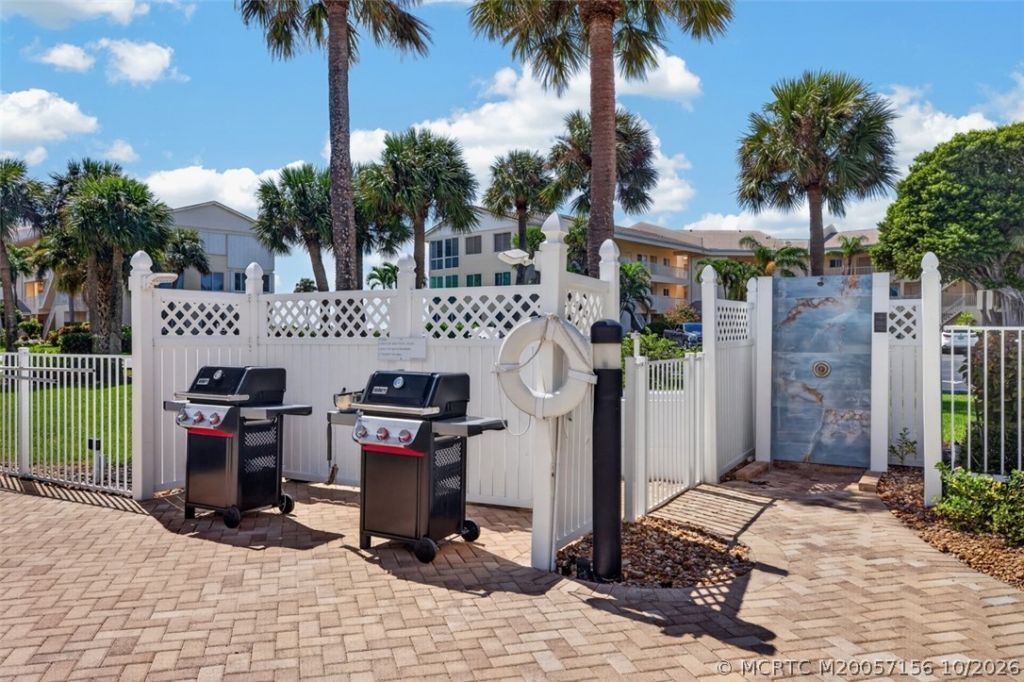 2370 NE Ocean Boulevard, Unit C305, Stuart, FL 34996 Photo
