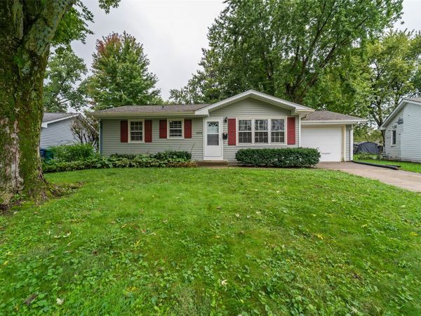 1323 Alabama Lane, Ames, IA 50014