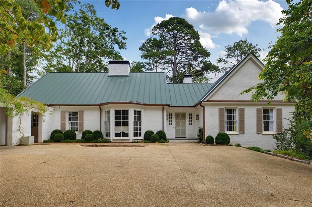 4061 Glen Devon Drive Nw, Atlanta, GA 30327 Main Photo
