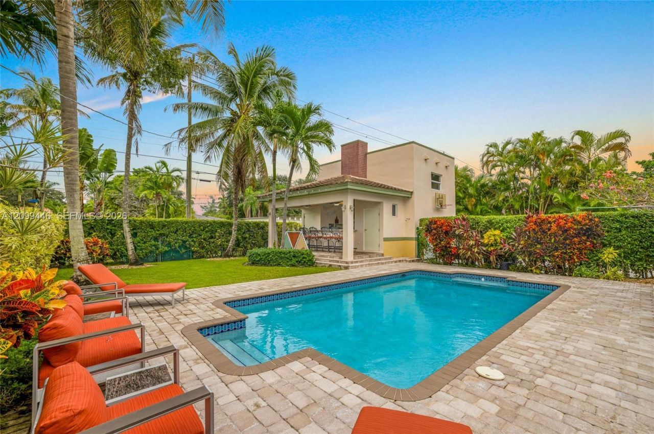 564 Palmetto Dr, Miami Springs, FL 33166 Photo