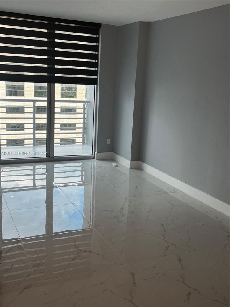 335 S Biscayne Blvd , Unit 3500, Miami, FL 33131 Photo