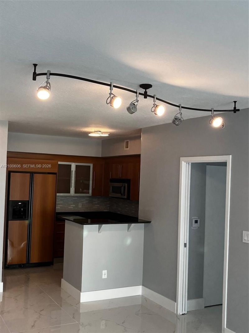 335 S Biscayne Blvd , Unit 3500, Miami, FL 33131 Photo